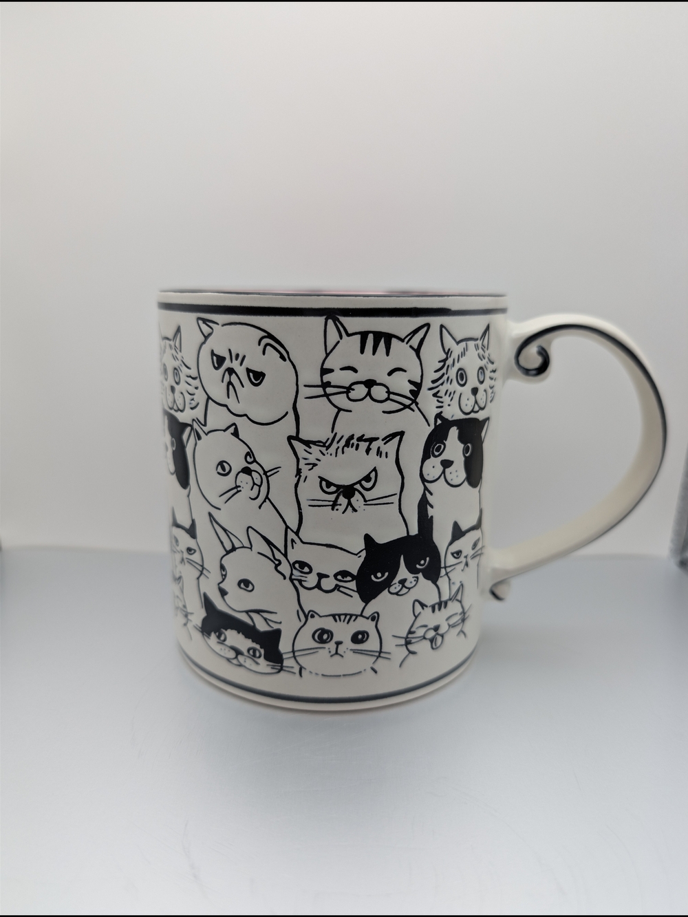 Monochrome Cat Illustration Ceramic Mug - Cute Black & White Design